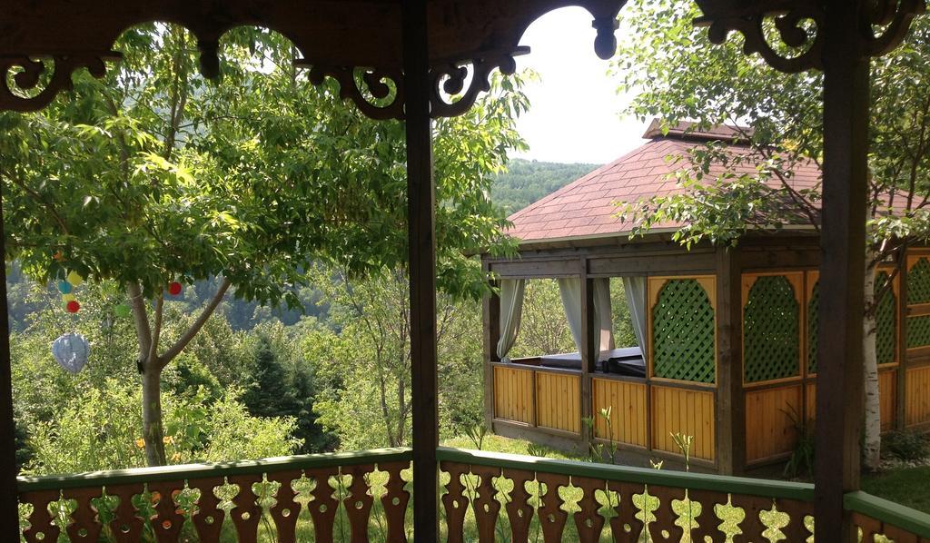 Auberge La Cote D'Or Petite-Riviere-Saint-Francois Esterno foto
