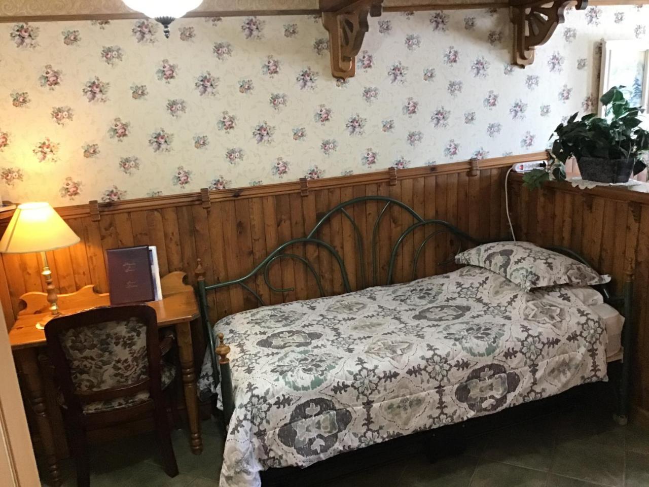 Auberge La Cote D'Or Petite-Riviere-Saint-Francois Esterno foto