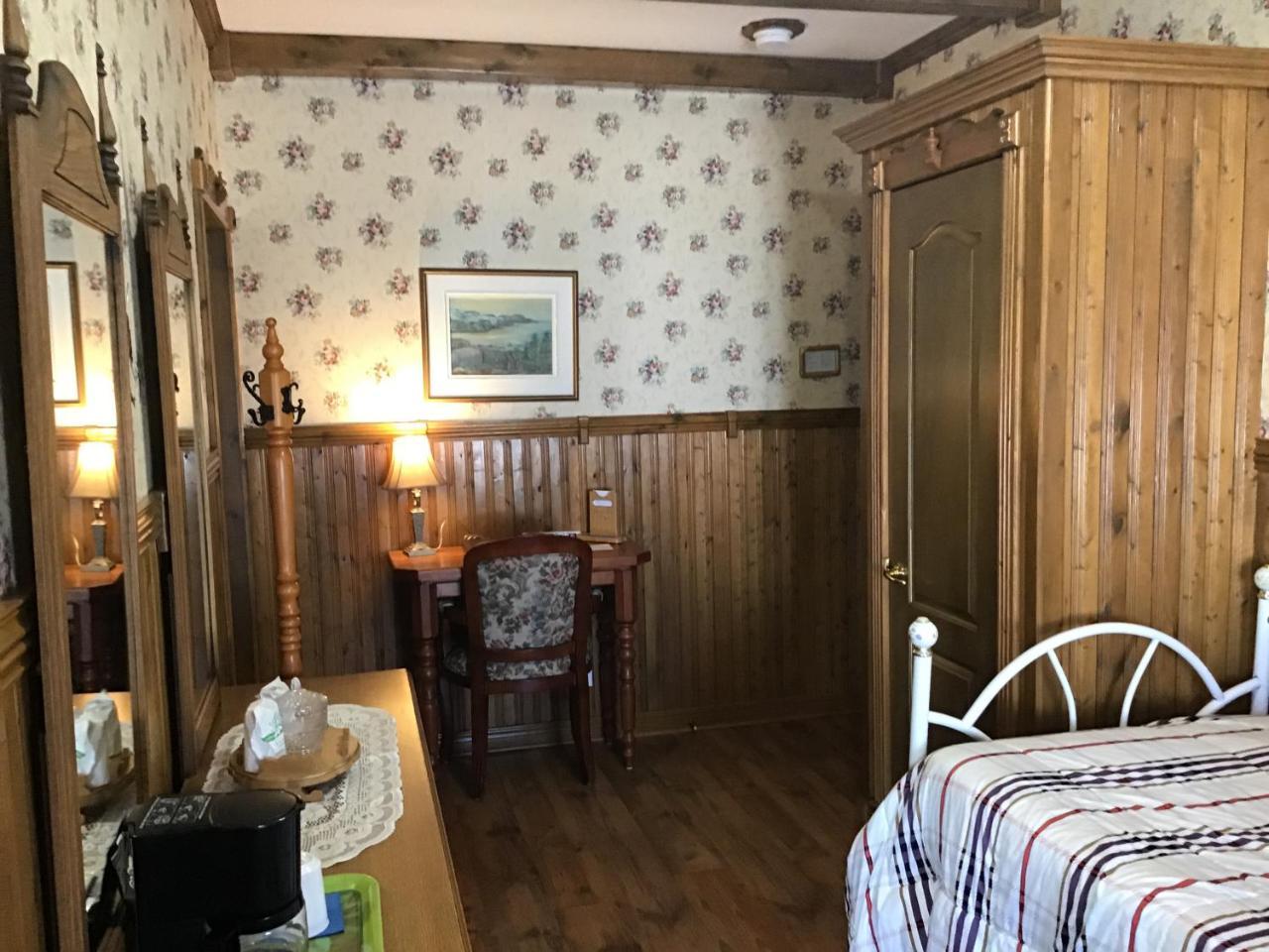 Auberge La Cote D'Or Petite-Riviere-Saint-Francois Esterno foto
